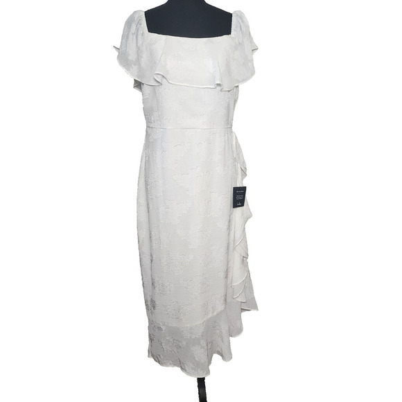 Lulu’s Mila Ruffled Off or On Shoulder Dress Slit Ivory White Women's Size L - Picture 1 of 5